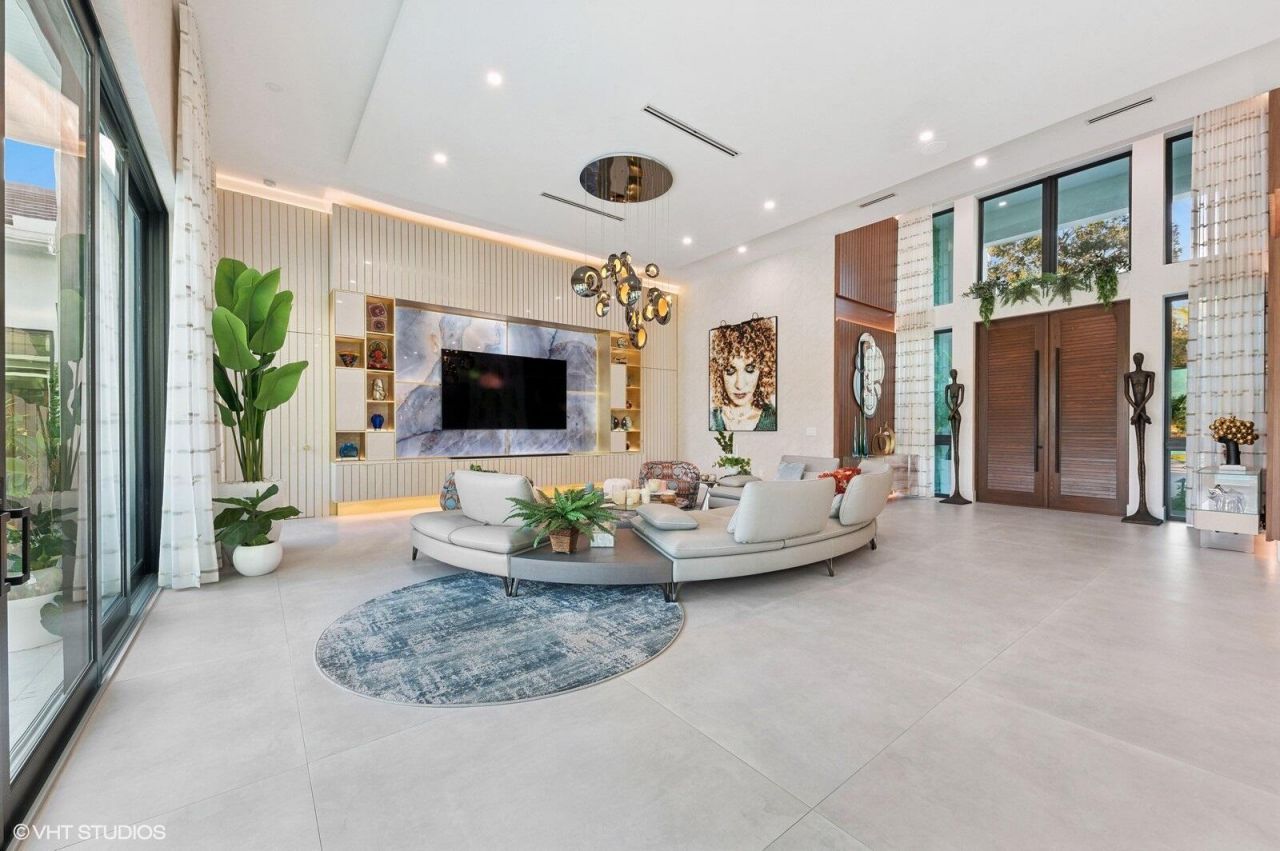 8533 N Native Dancer Road, Palm Beach Gardens, FL 33418 Photo