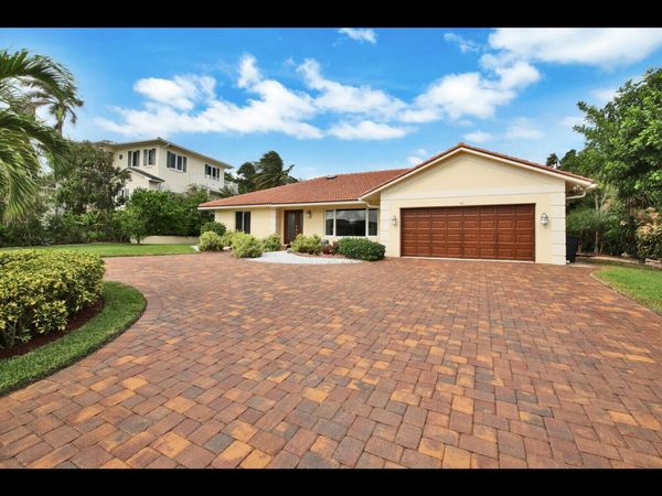 451 N Lyra Circle, Juno Beach, FL 33408