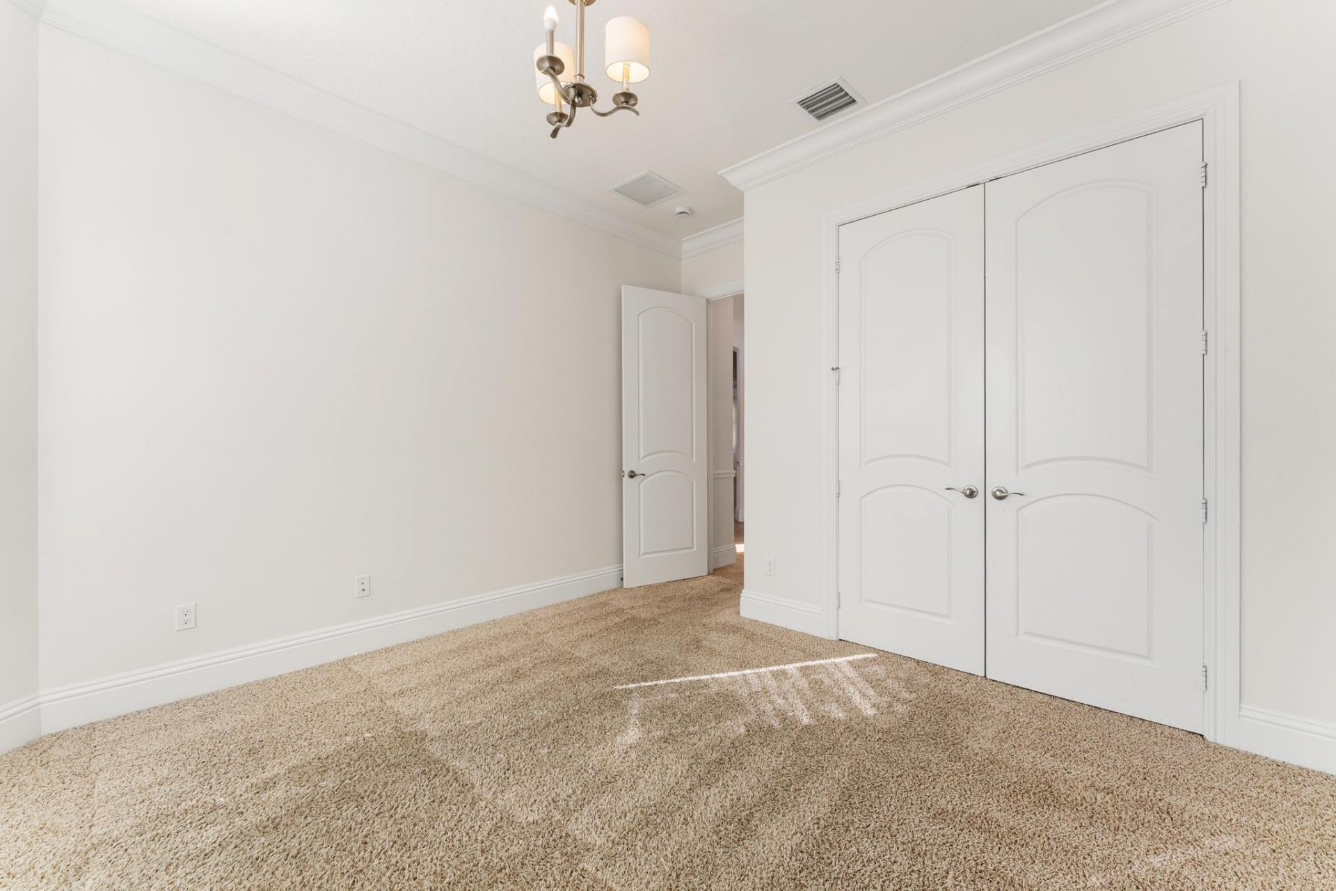 191 SE Calmo Circle, Port Saint Lucie, FL 34984 Photo