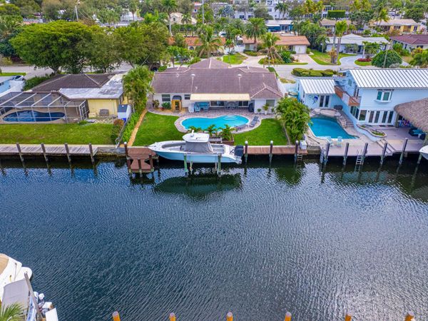 2281 SE 11th Street, Pompano Beach, FL 33062