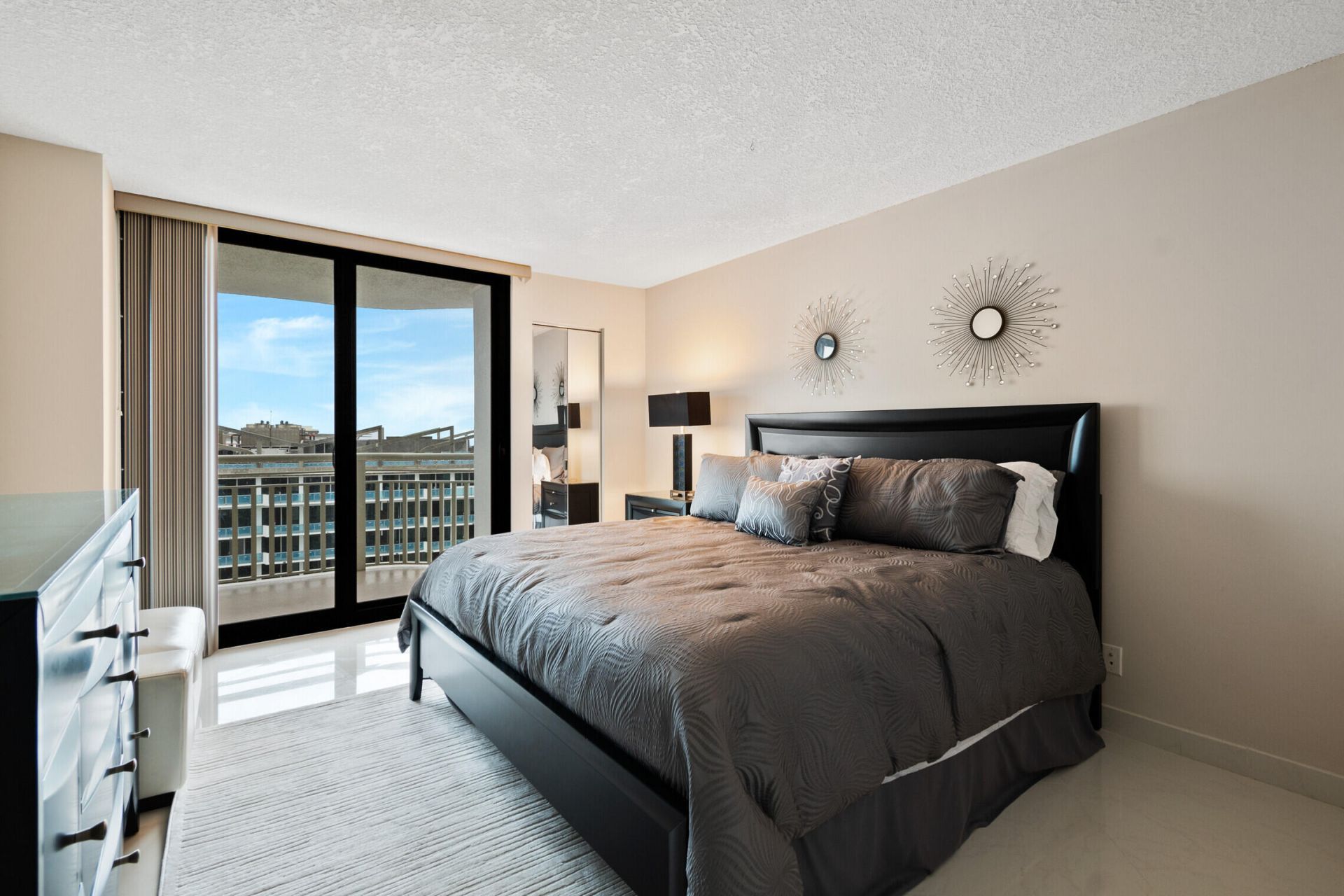 3000 N Ocean Drive, Unit 26-B, Singer Island, FL 33404 Photo