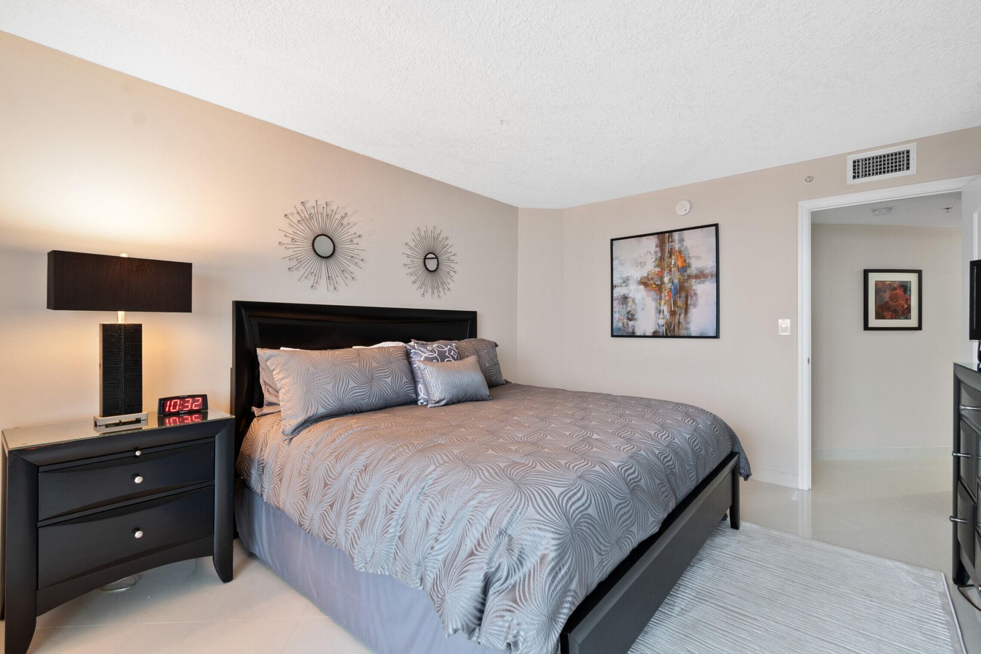 3000 N Ocean Drive, Unit 26-B, Singer Island, FL 33404 Photo