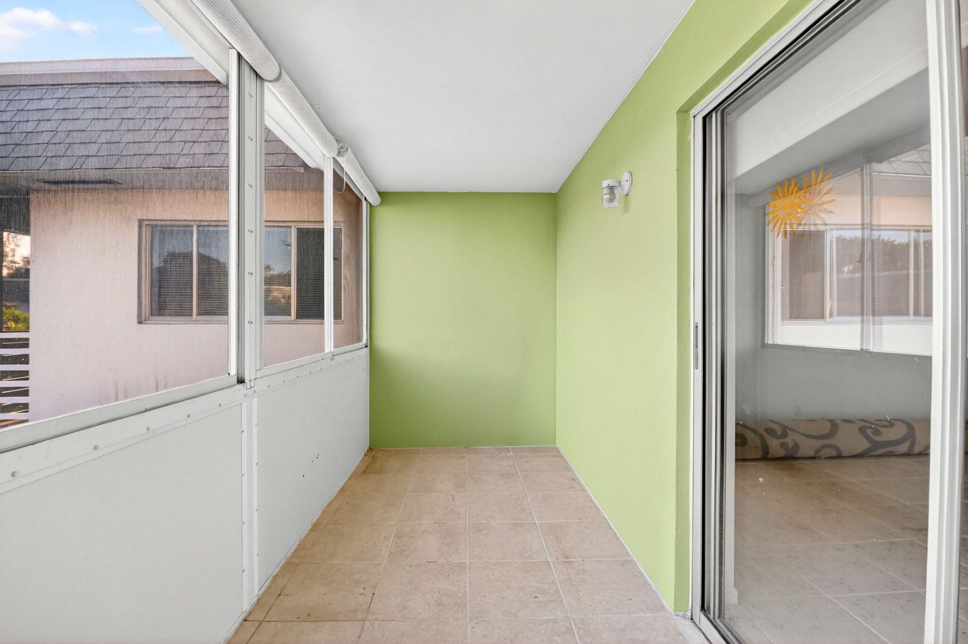 2880 Lake Osborne Drive, Unit 210, Lake Worth Beach, FL 33461 Photo