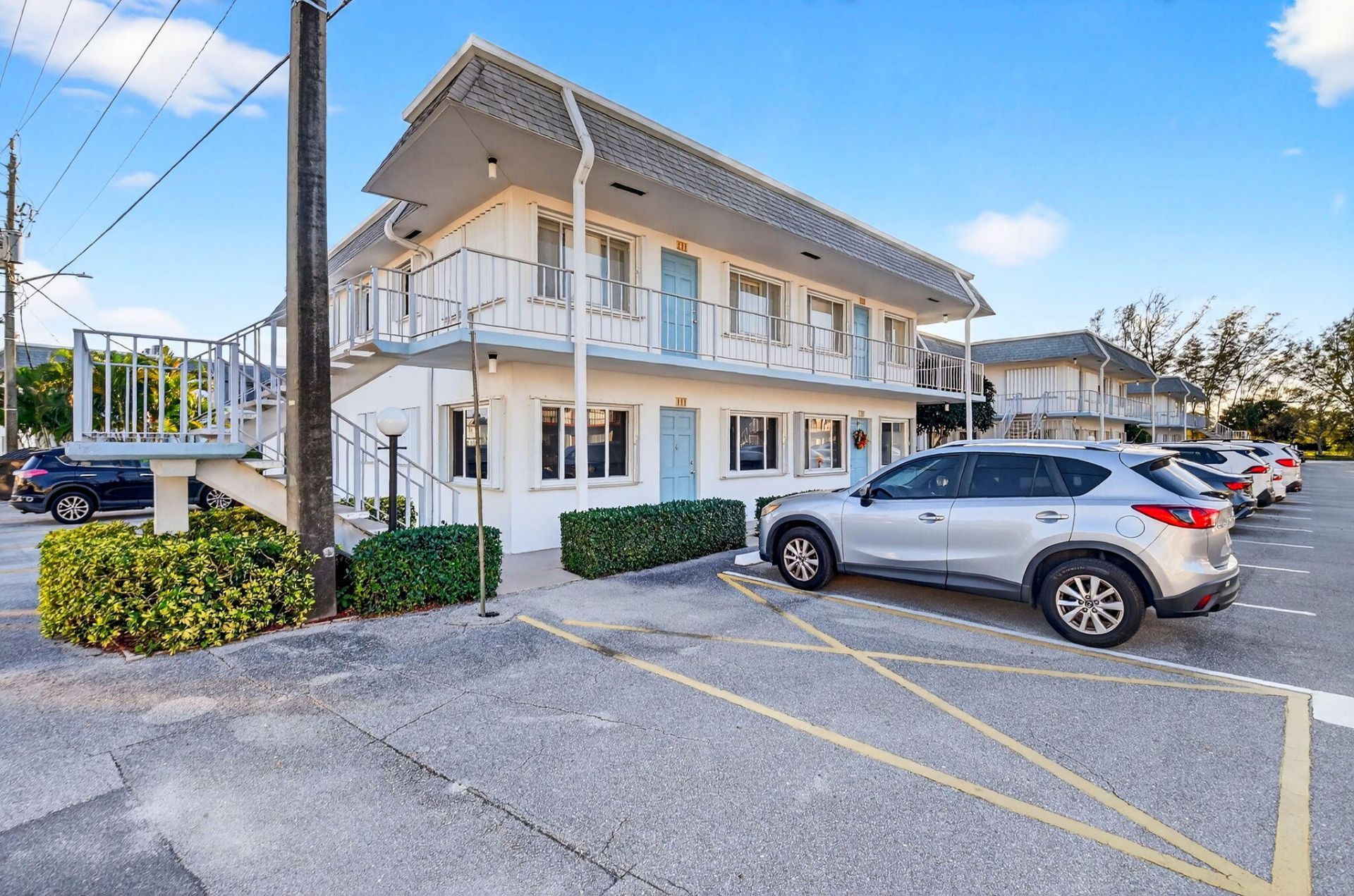 2880 Lake Osborne Drive, Unit 210, Lake Worth Beach, FL 33461 Photo