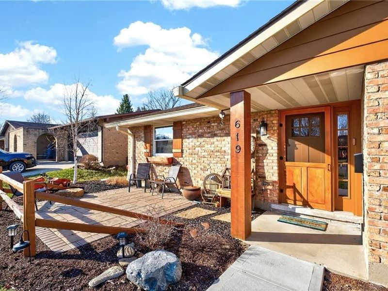 619 Rohrer Drive, Tipp City, OH 45371 Photo 3