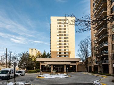 3713 S GEORGE MASON DRIVE, Unit 305, FALLS CHURCH, VA 22041