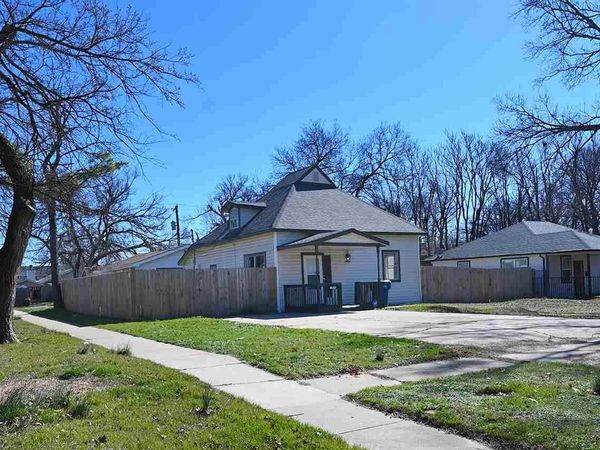 1401 S Lowry Street, Stillwater, OK 74074