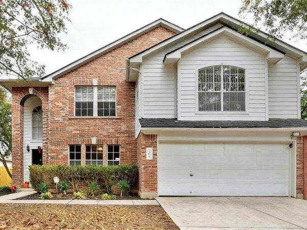 131 Masonwood DR, Kyle, TX 78640