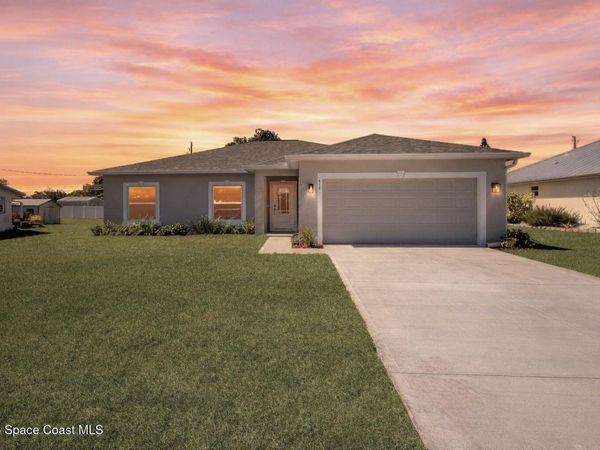 418 Easy Street, Sebastian, FL 32958