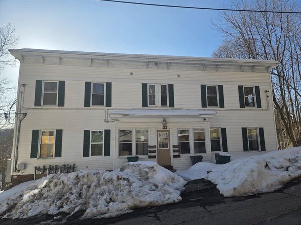 40 Garnet Street, Unit 3, Fitchburg, MA 01420