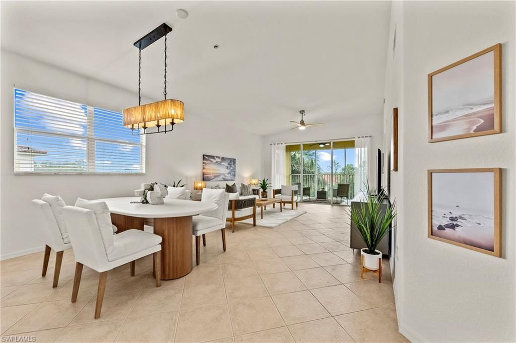 6820 Sterling Greens Pl, Unit 401, Naples, FL 34104 Photo