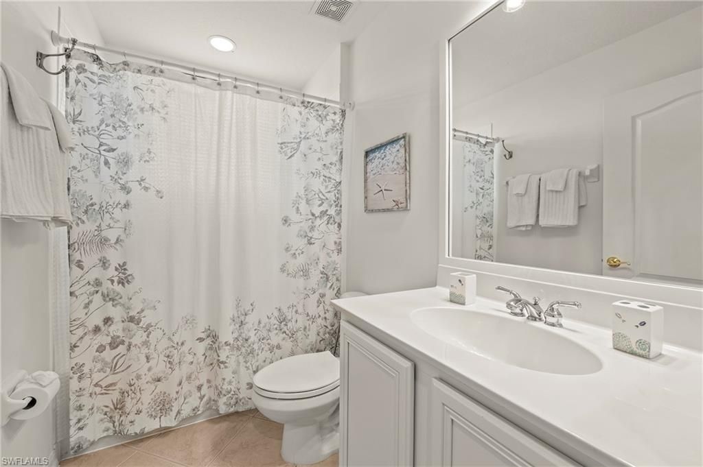 6820 Sterling Greens Pl, Unit 401, Naples, FL 34104 Photo