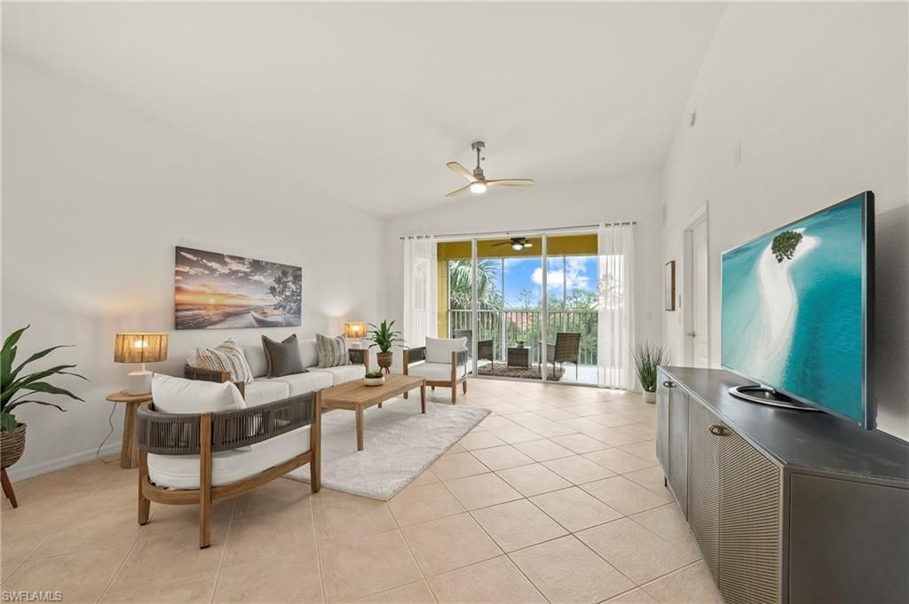 6820 Sterling Greens Pl, Unit 401, Naples, FL 34104 Photo