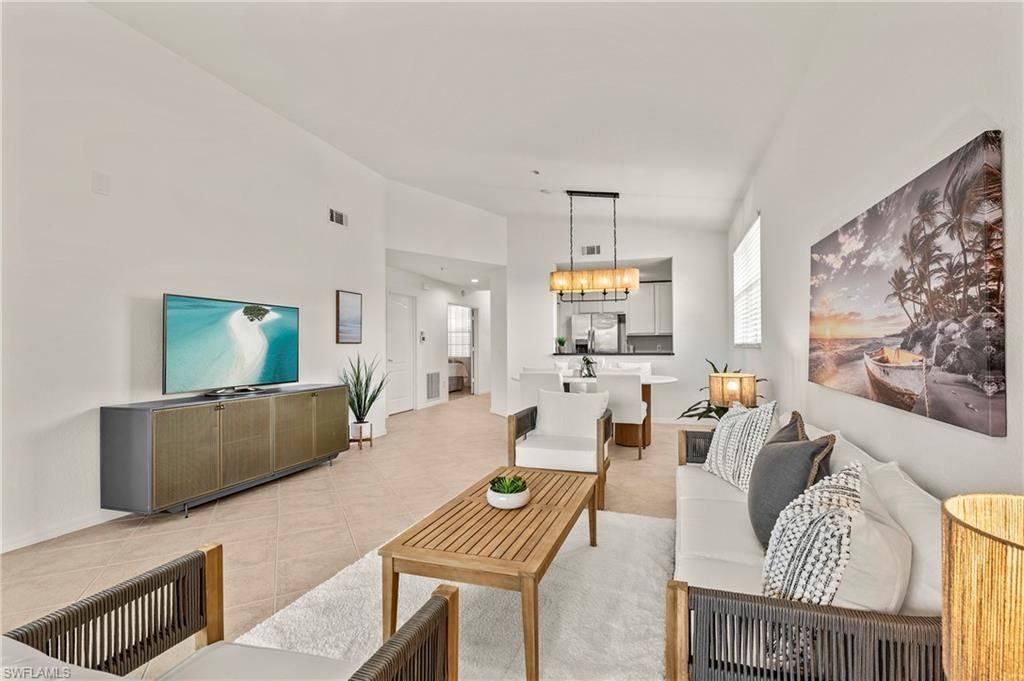 6820 Sterling Greens Pl, Unit 401, Naples, FL 34104 Photo