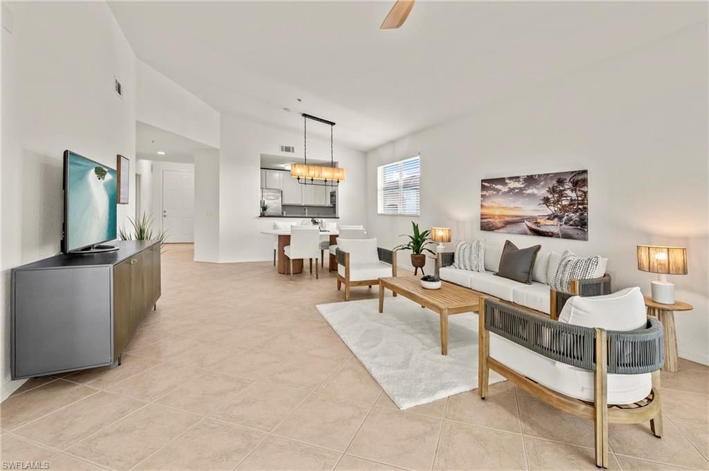 6820 Sterling Greens Pl, Unit 401, Naples, FL 34104 Photo