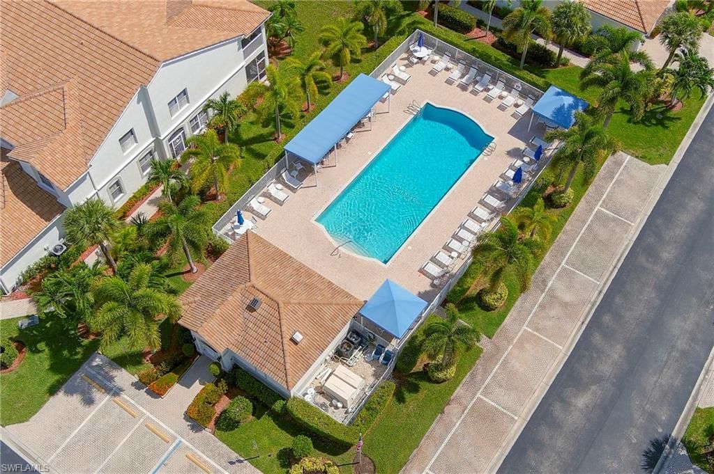 6820 Sterling Greens Pl, Unit 401, Naples, FL 34104 Photo