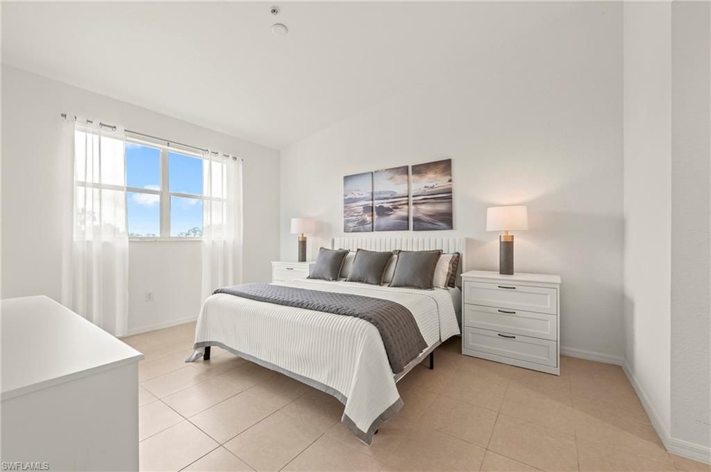 6820 Sterling Greens Pl, Unit 401, Naples, FL 34104 Photo