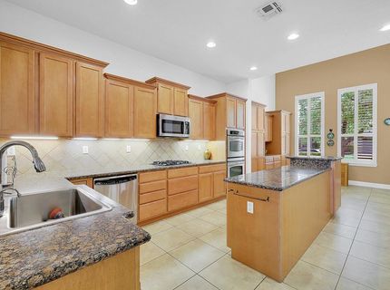 2661 Ingleton Ln, Sacramento, CA 95835 Photo