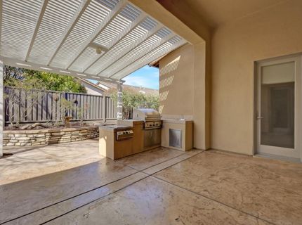 2661 Ingleton Ln, Sacramento, CA 95835 Photo