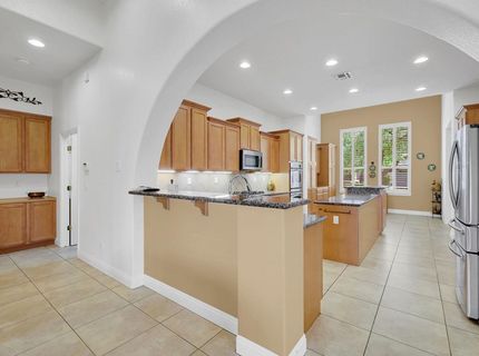 2661 Ingleton Ln, Sacramento, CA 95835 Photo