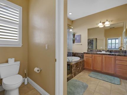 2661 Ingleton Ln, Sacramento, CA 95835 Photo