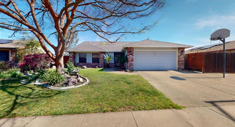 1142 Mammoth Dr, Manteca, CA 95337 Photo