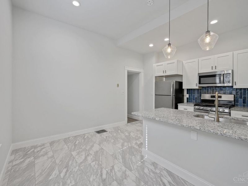 2232 Kemper Lane, Cincinnati, OH 45206 Photo 42