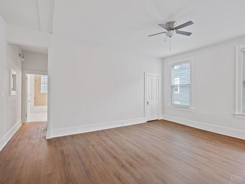 2232 Kemper Lane, Cincinnati, OH 45206 Photo 7