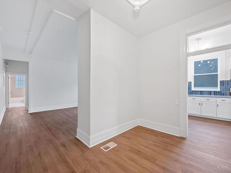 2232 Kemper Lane, Cincinnati, OH 45206 Photo 8