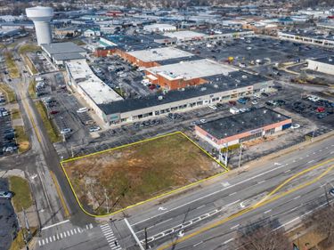 1209 Winchester Road, Lexington, KY 40505