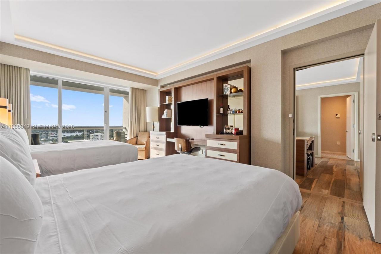 551 N Fort Lauderdale Beach Blvd , Unit R1804, Fort Lauderdale, FL 33304 Photo