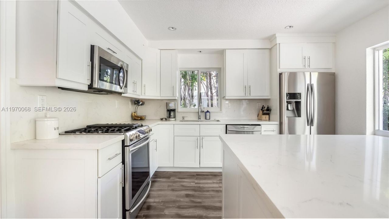 2037 Windward Dr, Lauderdale by the Sea, FL 33062 Photo