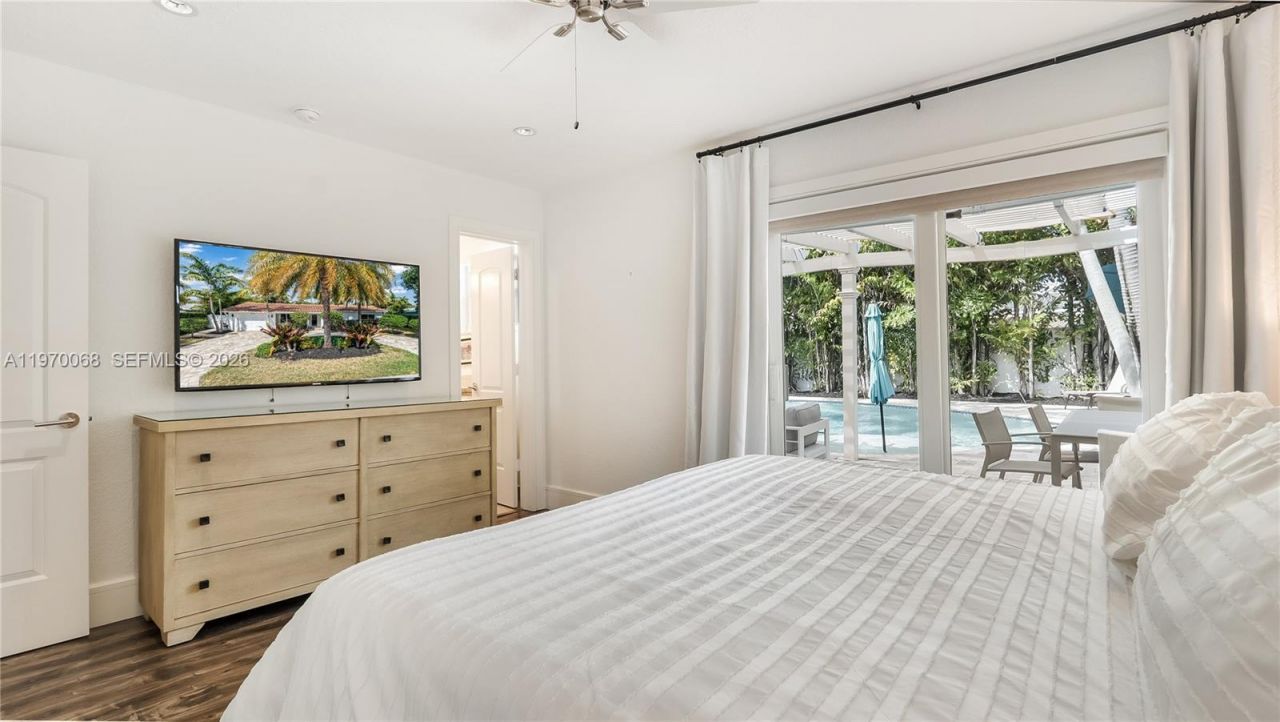 2037 Windward Dr, Lauderdale by the Sea, FL 33062 Photo