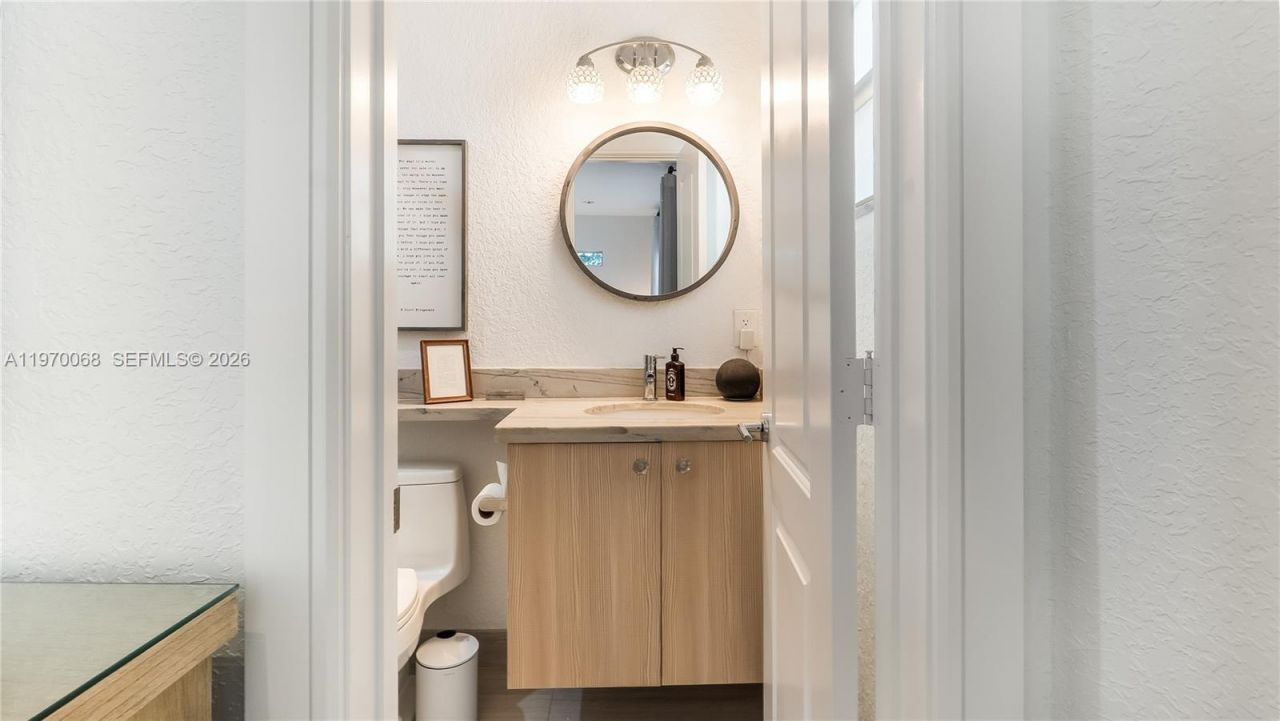 2037 Windward Dr, Lauderdale by the Sea, FL 33062 Photo