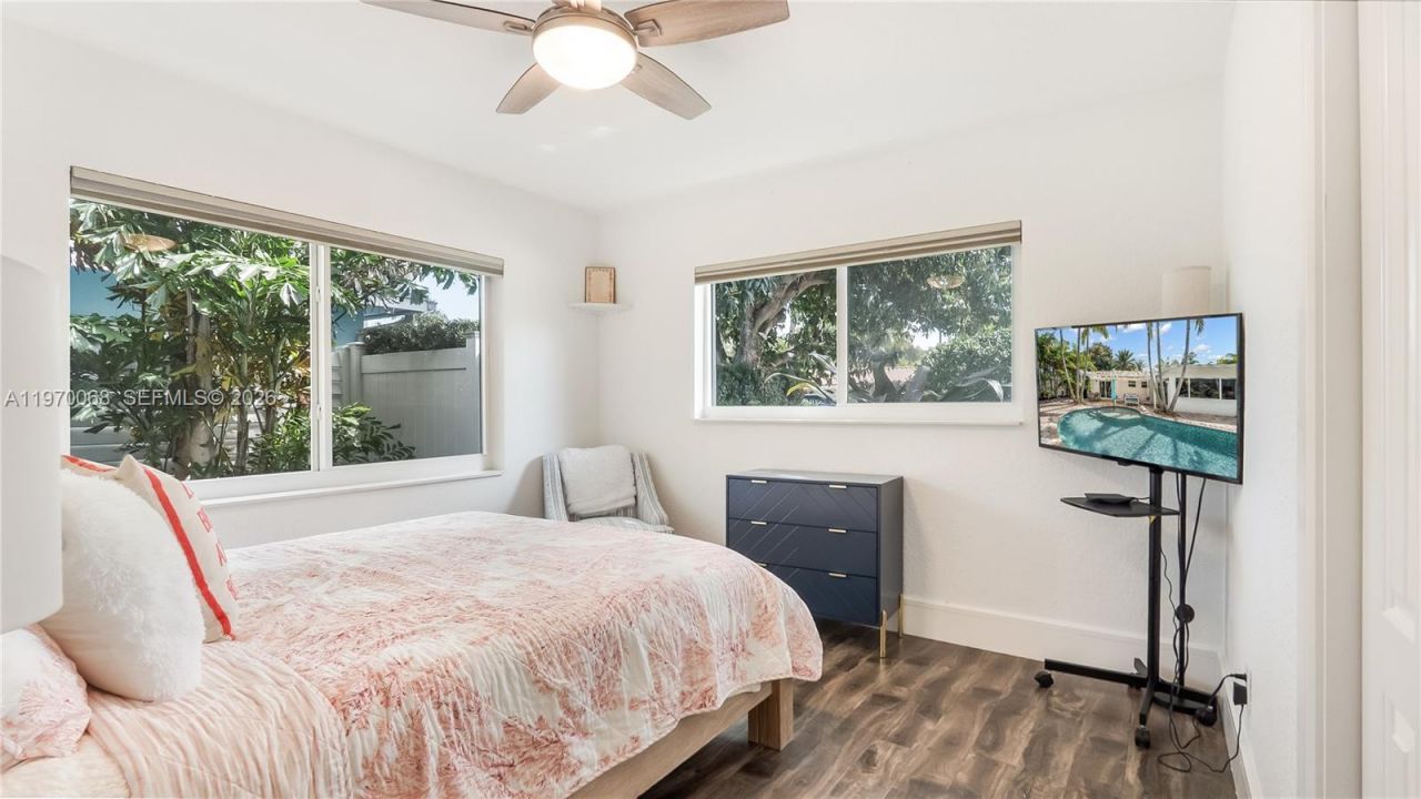 2037 Windward Dr, Lauderdale by the Sea, FL 33062 Photo