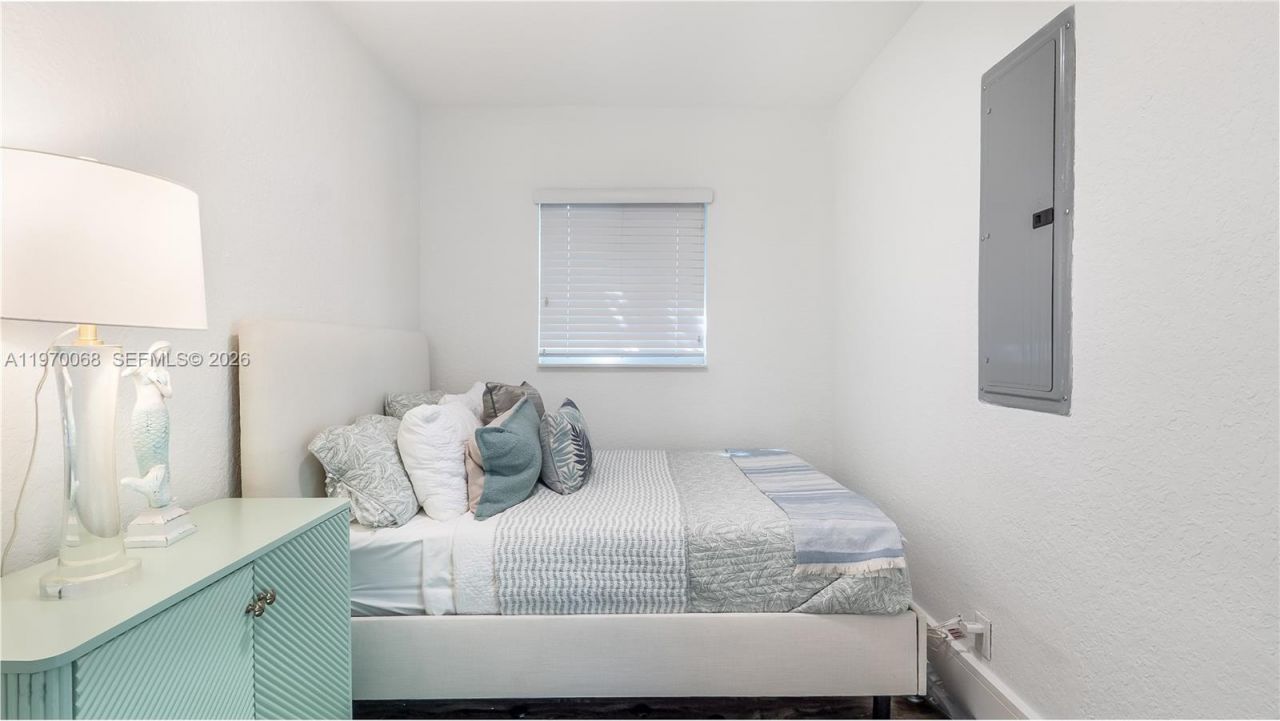 2037 Windward Dr, Lauderdale by the Sea, FL 33062 Photo