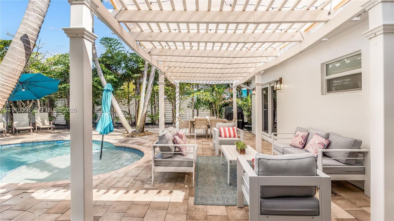 2037 Windward Dr, Lauderdale by the Sea, FL 33062 Photo