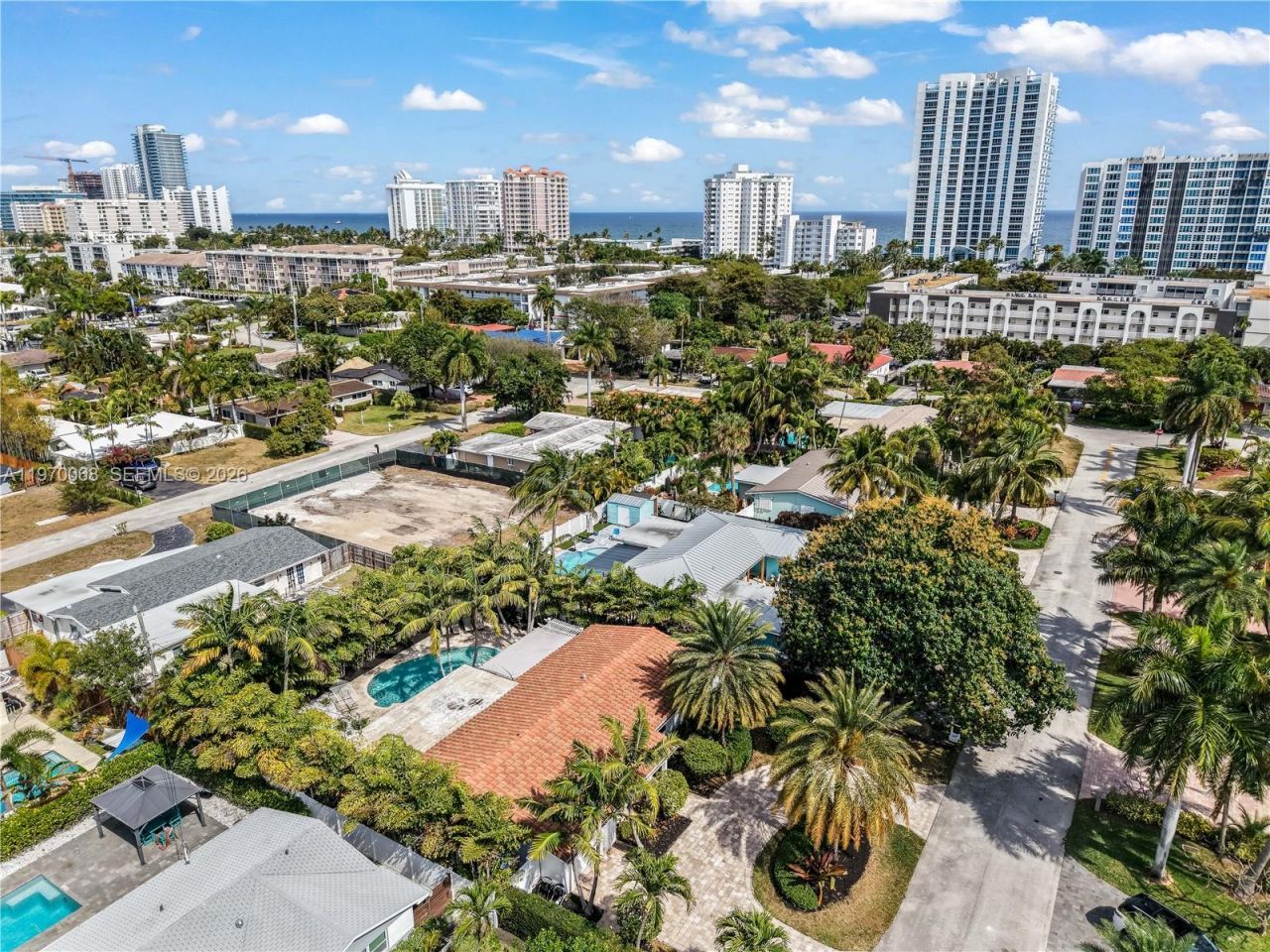 2037 Windward Dr, Lauderdale by the Sea, FL 33062 Photo