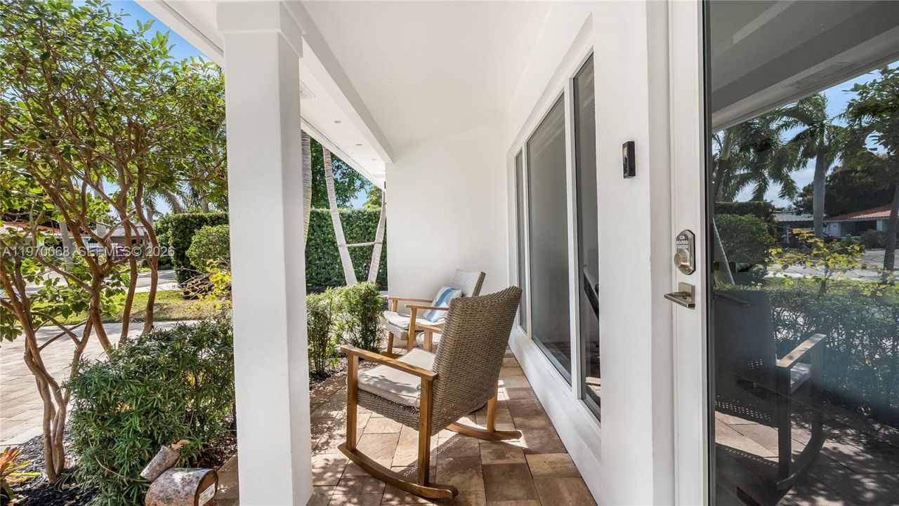 2037 Windward Dr, Lauderdale by the Sea, FL 33062 Photo