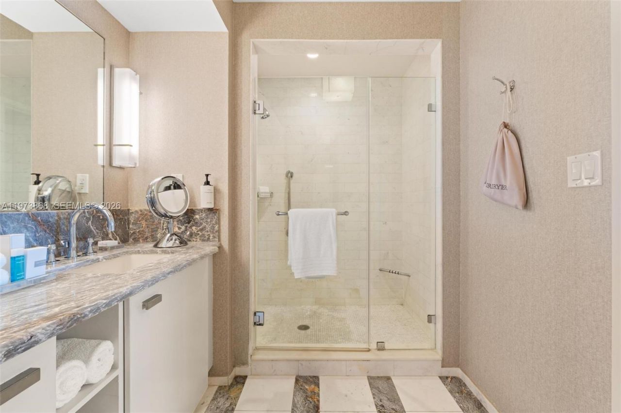 551 N Fort Lauderdale Beach Blvd , Unit R1803, Fort Lauderdale, FL 33304 Photo