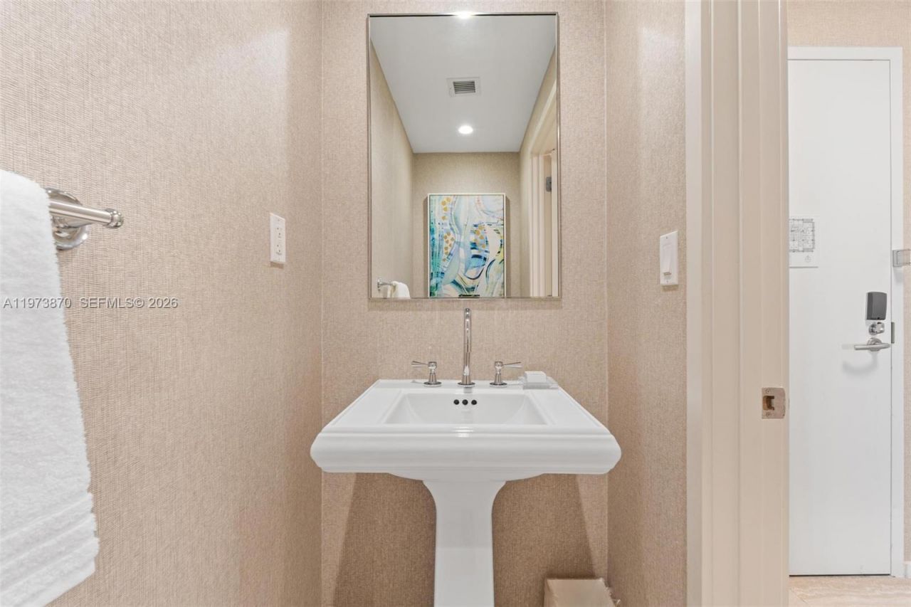 551 N Fort Lauderdale Beach Blvd , Unit R1803 & R1, Fort Lauderdale, FL 33304 Photo