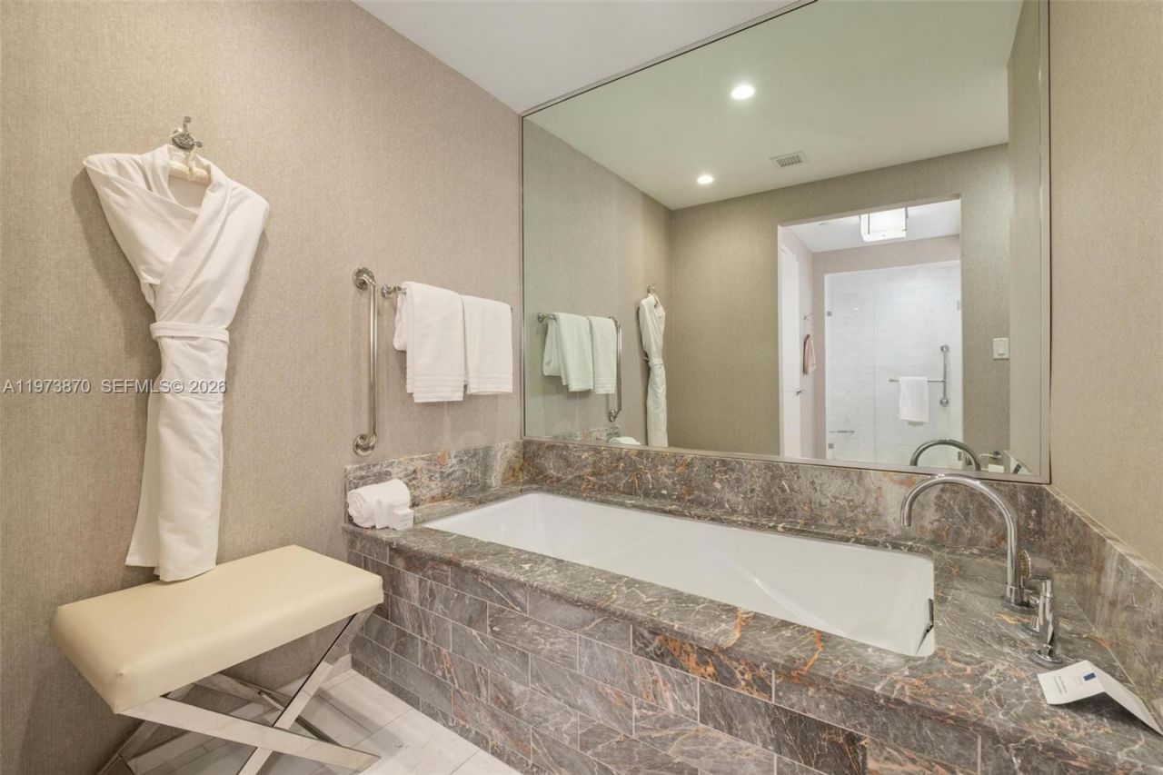 551 N Fort Lauderdale Beach Blvd , Unit R1803 & R1, Fort Lauderdale, FL 33304 Photo