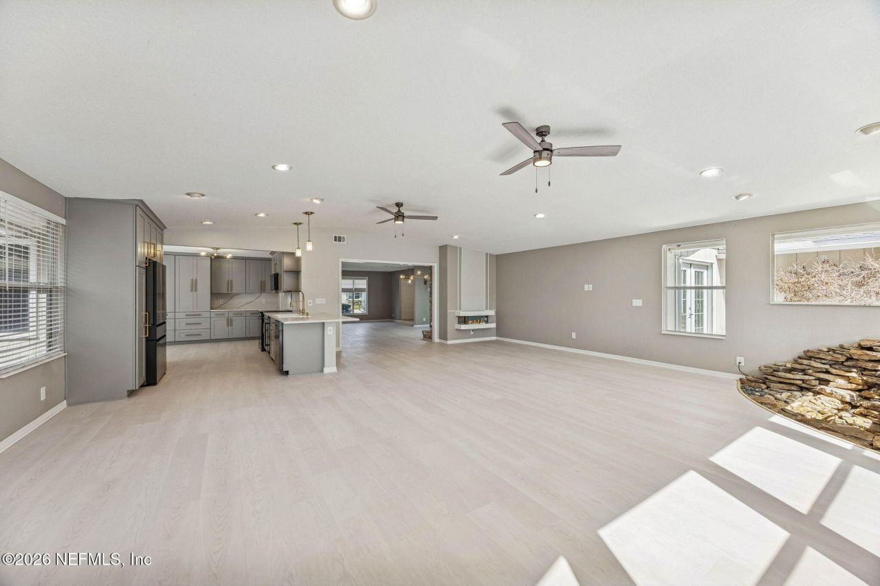 7955 Pine Lake Road, Jacksonville, FL 32256 Photo