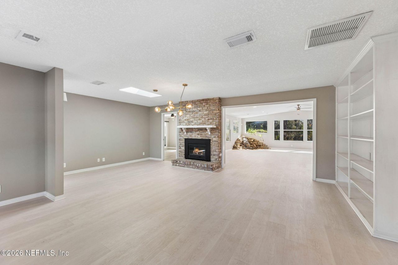 7955 Pine Lake Road, Jacksonville, FL 32256 Photo