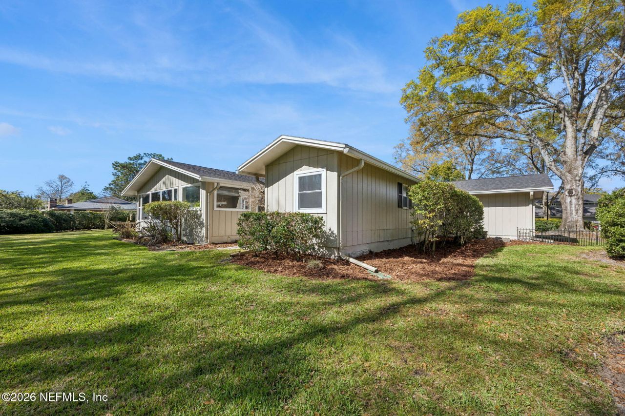 7955 Pine Lake Road, Jacksonville, FL 32256 Photo
