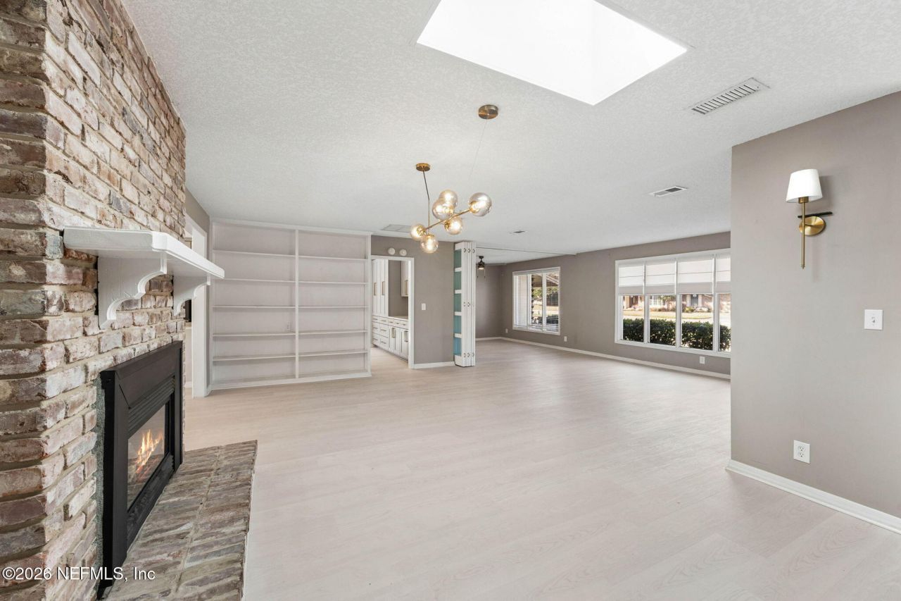 7955 Pine Lake Road, Jacksonville, FL 32256 Photo