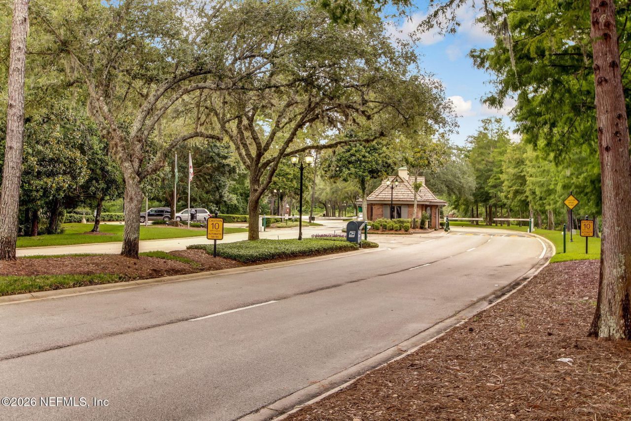 7955 Pine Lake Road, Jacksonville, FL 32256 Photo