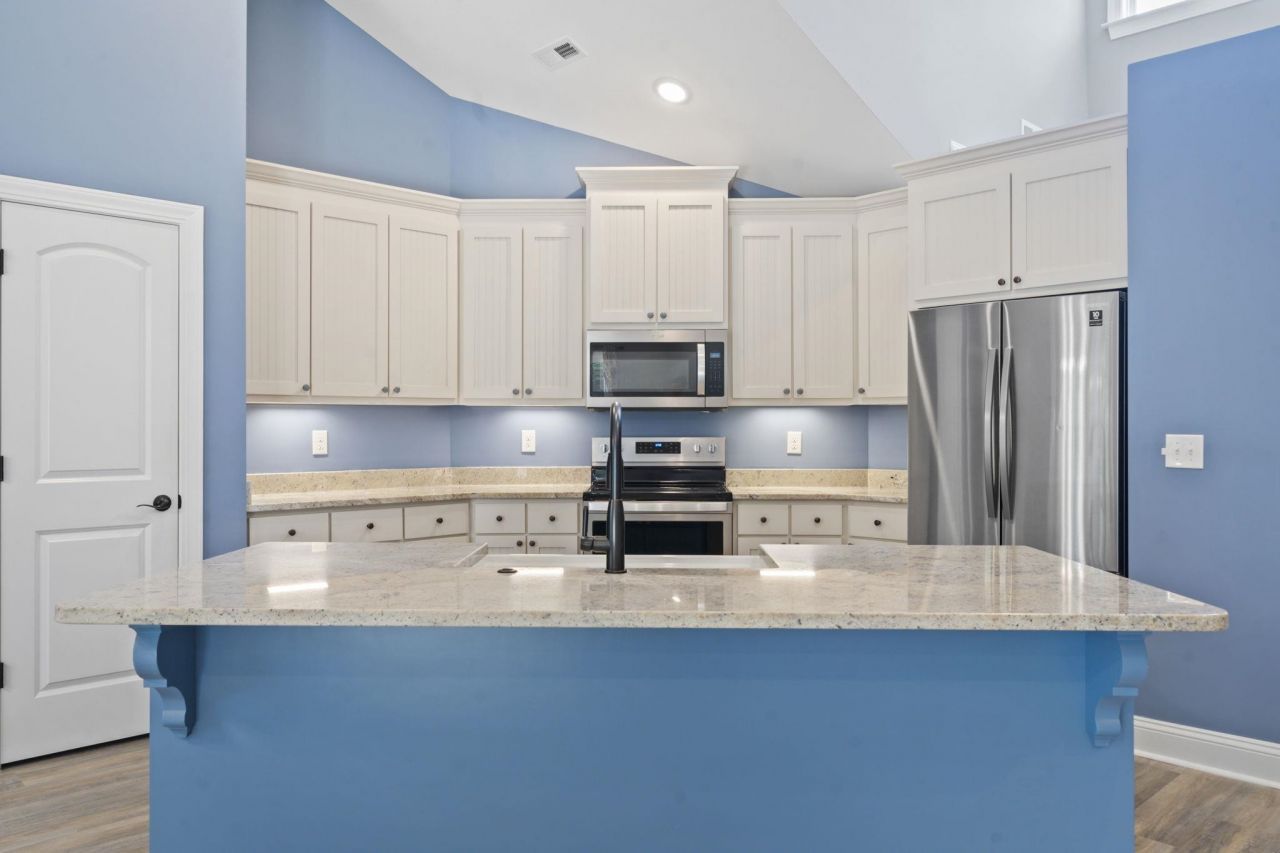 300 Purdue Ct.  Photo 12