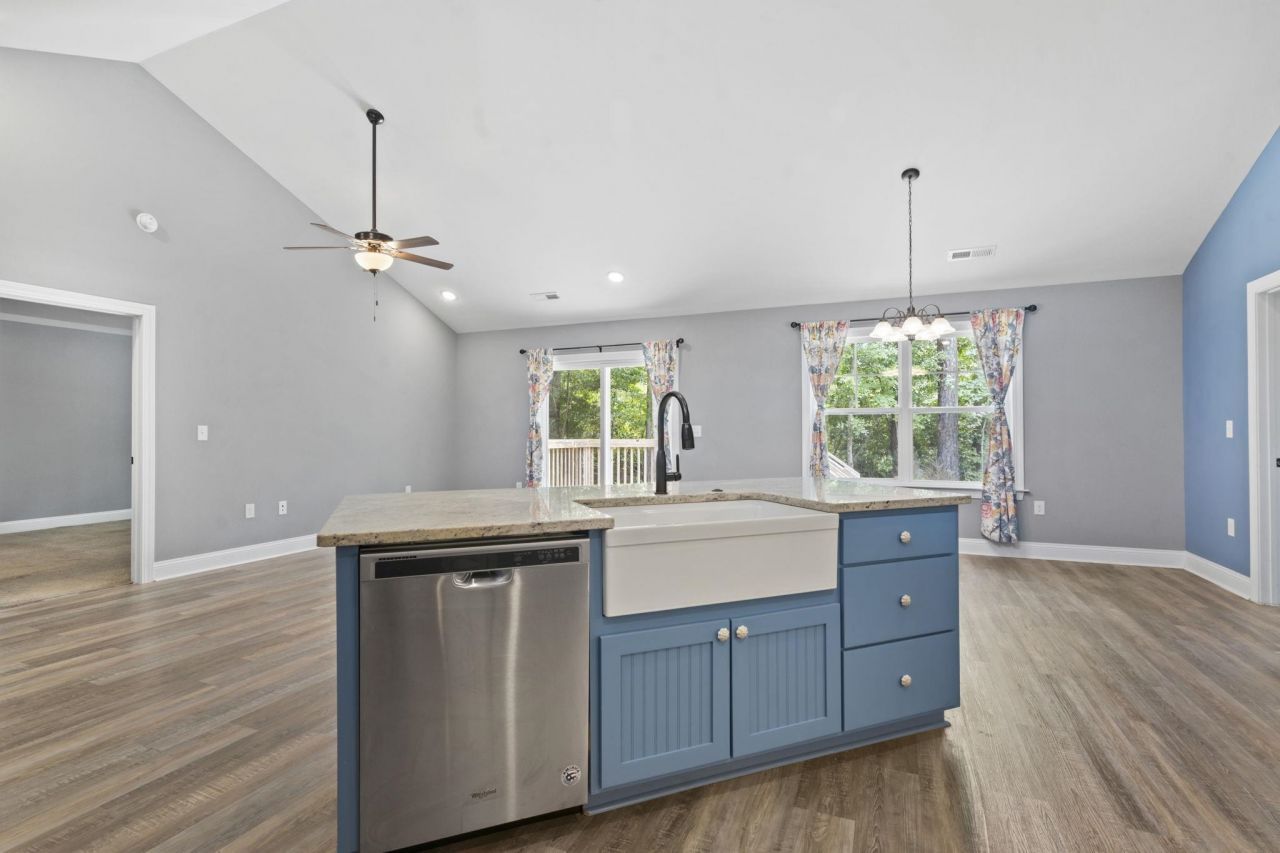 300 Purdue Ct.  Photo 15