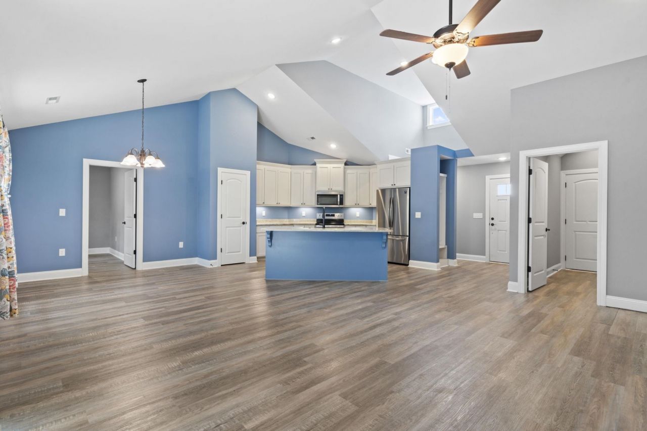 300 Purdue Ct.  Photo 16